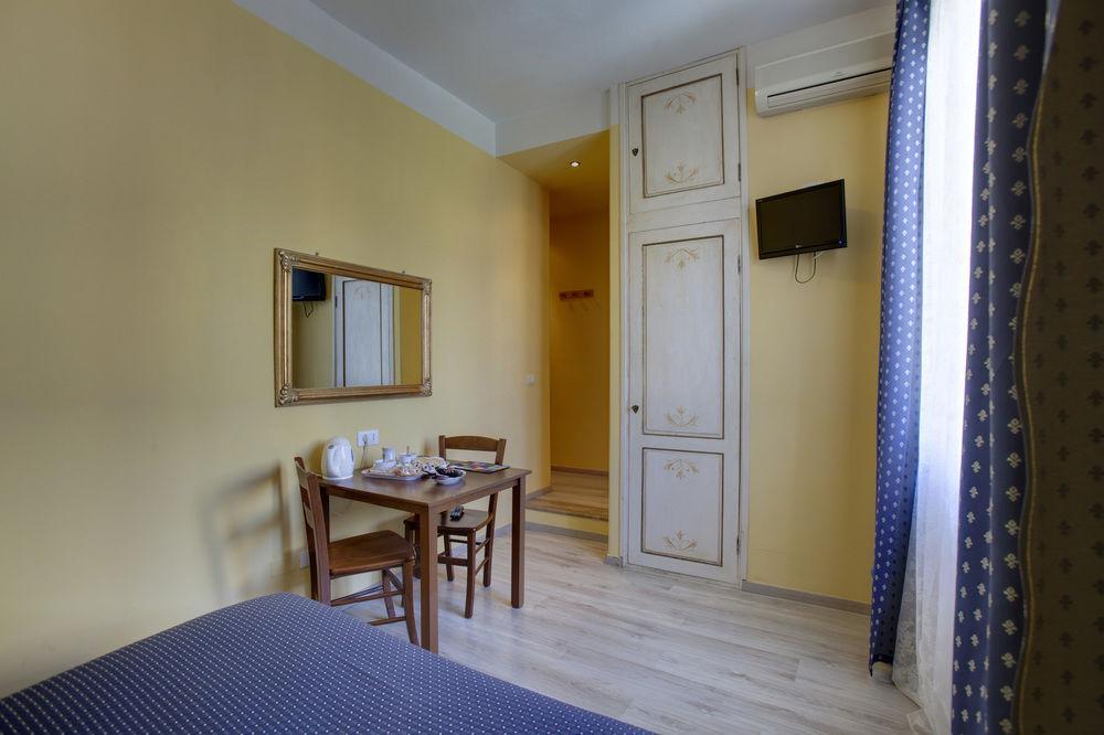 Soggiorno Pezzati 3*